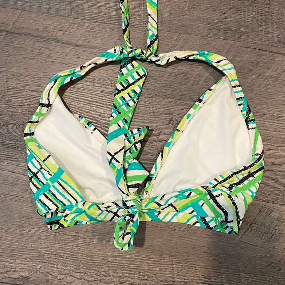 ⭐️4 for $10⭐️ Plaid Striped Bikini Halter Top - Picture 3 of 4